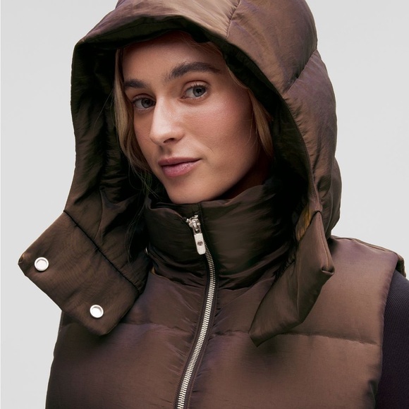 Wunder Puff Cropped Vest - Picture 4 of 13